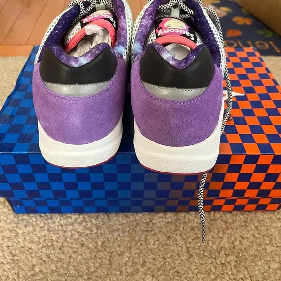 Saucony Jazz 4000 Sneaker - Picture 6 of 8